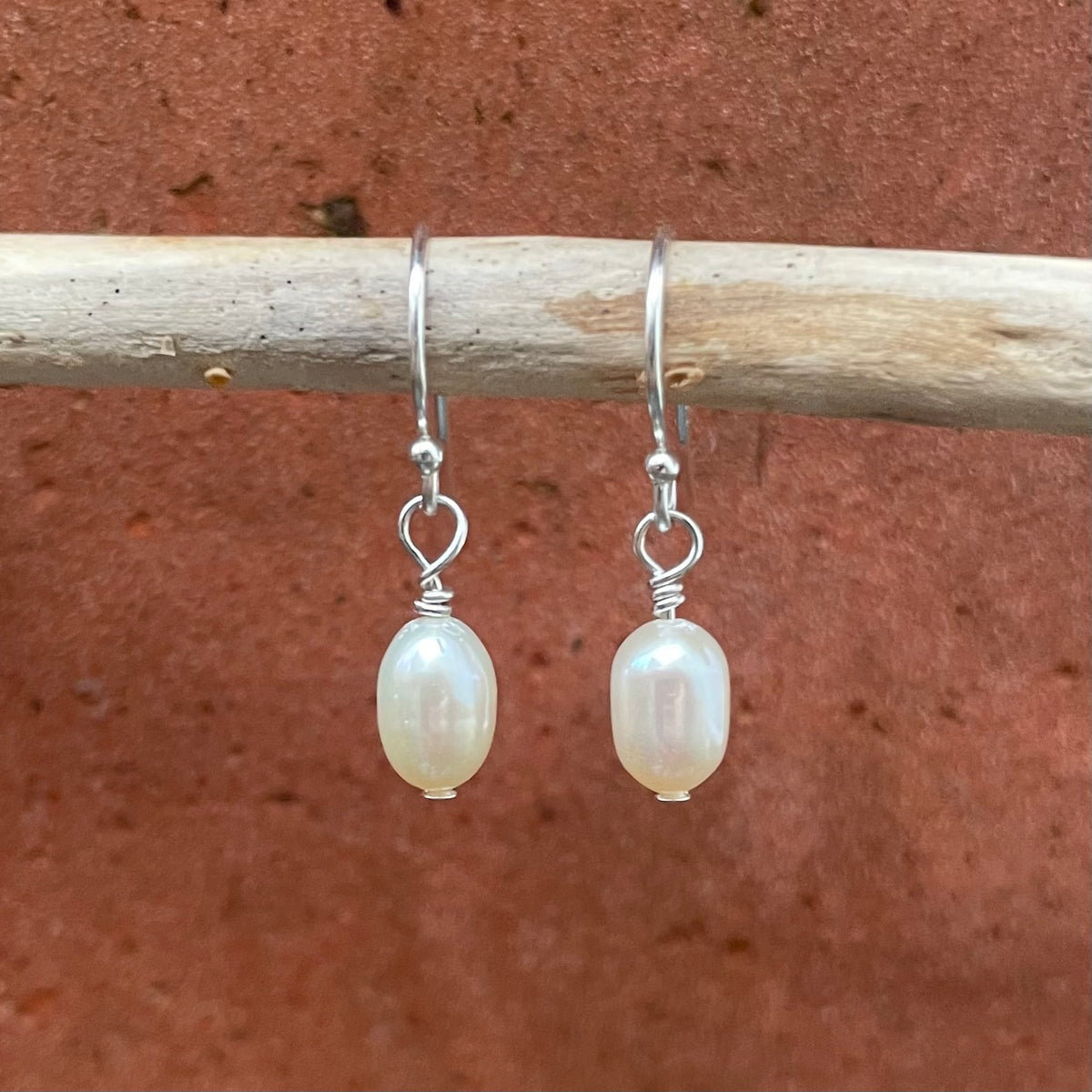 Classic Freshwater Pearl Earrings image 1