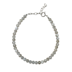 Amarina moonstone bracelet, a gemstone bracelet made with facetted moonstone beads and sterling silver clasp and extender chain.